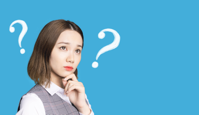 オフィスホワイトニングに値段に見合う効果があるのか考える女性