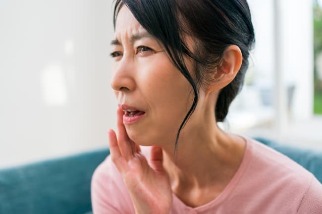 歯周病が気になっている女性